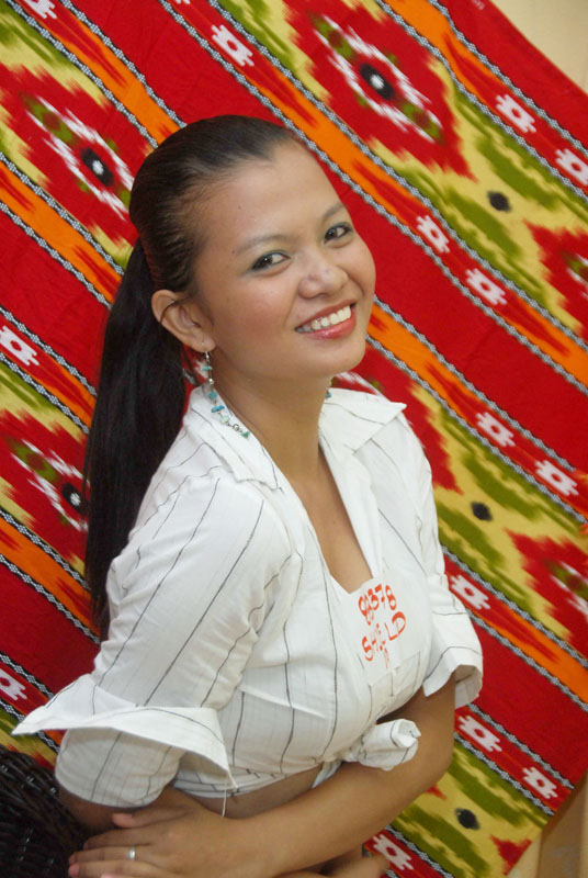 Philippines-women-3423